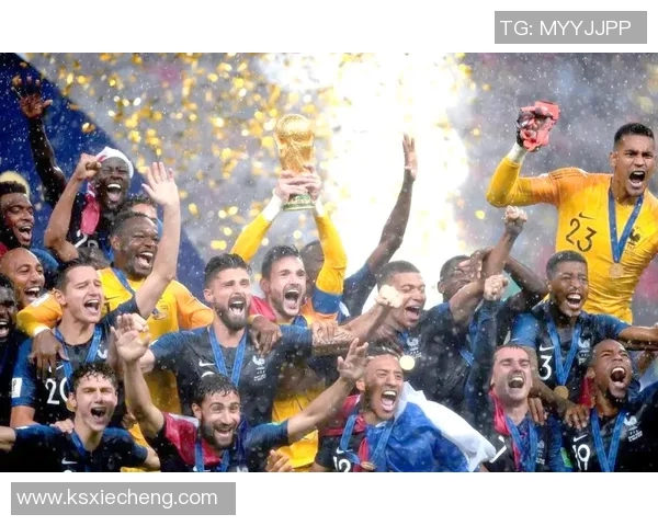 足球纹身球星背后的故事与象征意义:从身体艺术到个人信仰的深刻表达 足球纹身球星背后的故事与象征意义:从身体艺术到个人信仰的深刻表达