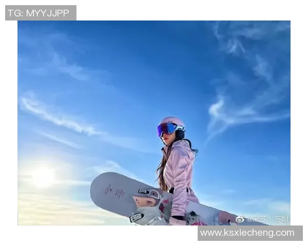 微胖足球女球星英姿飒爽，运动风格头像展示魅力与自信